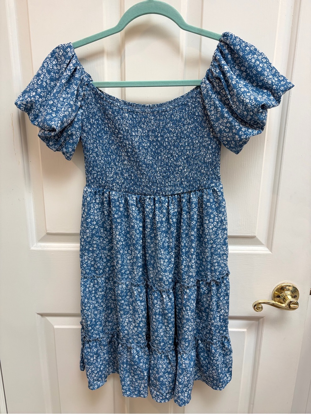 Girls Blue Floral Smocked Puff-Sleeve Dress